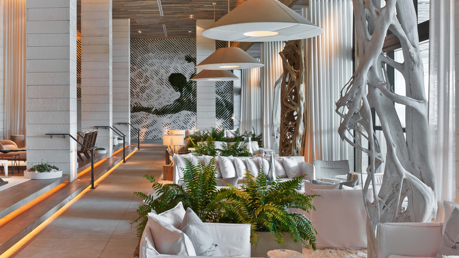 Sherwood Fragrance Oil. Inspired by the iconic 1 Hotel® Miami Beach