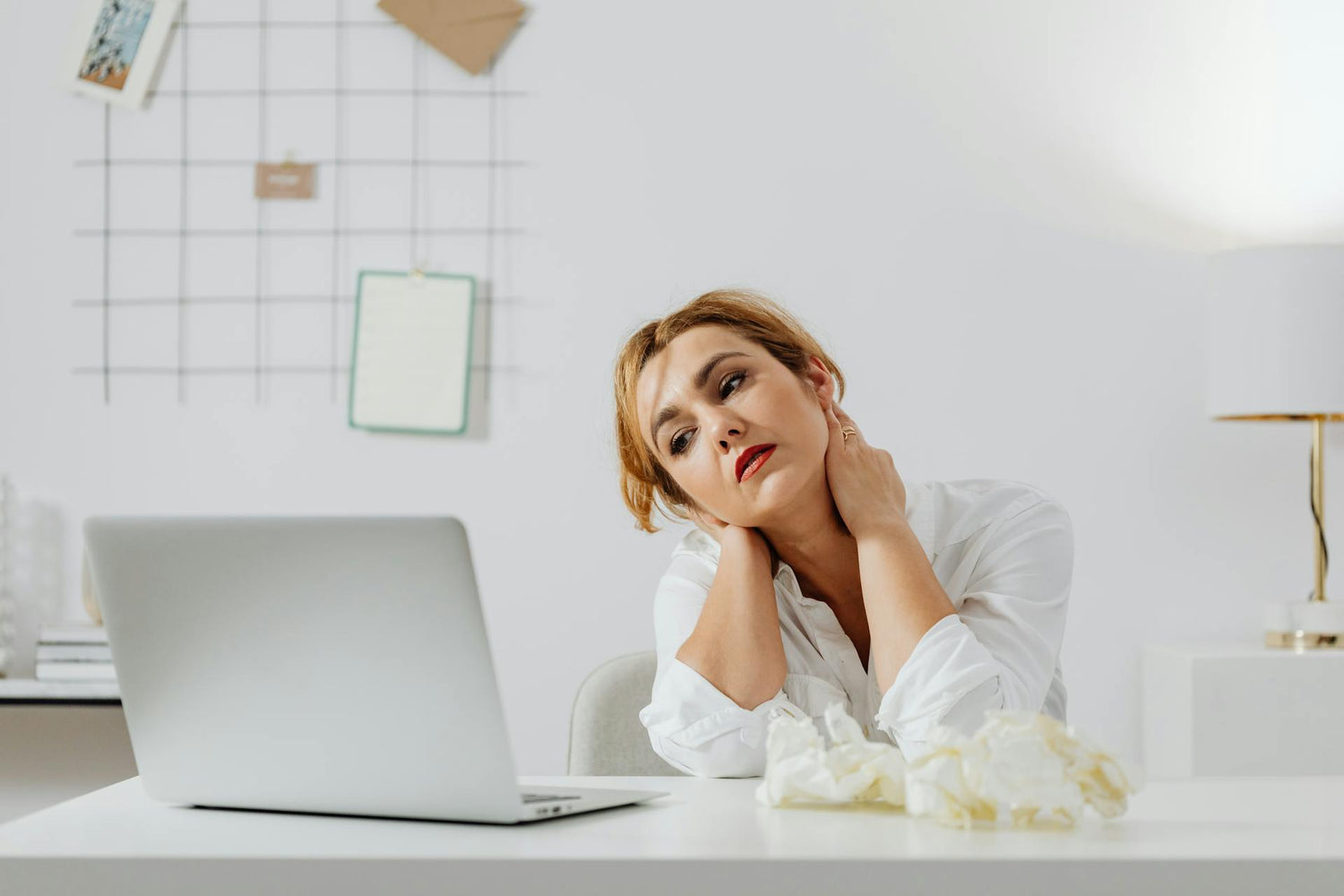 Office Aromatherapy: Boosting Employee Well-being and Productivity